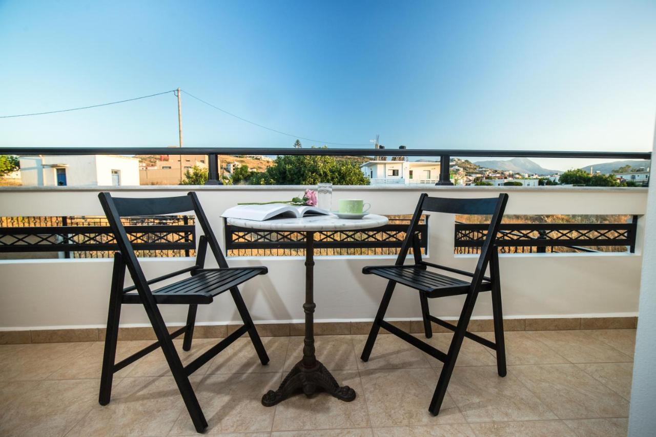 Anastellar Aparthotel Kíssamos Exteriör bild