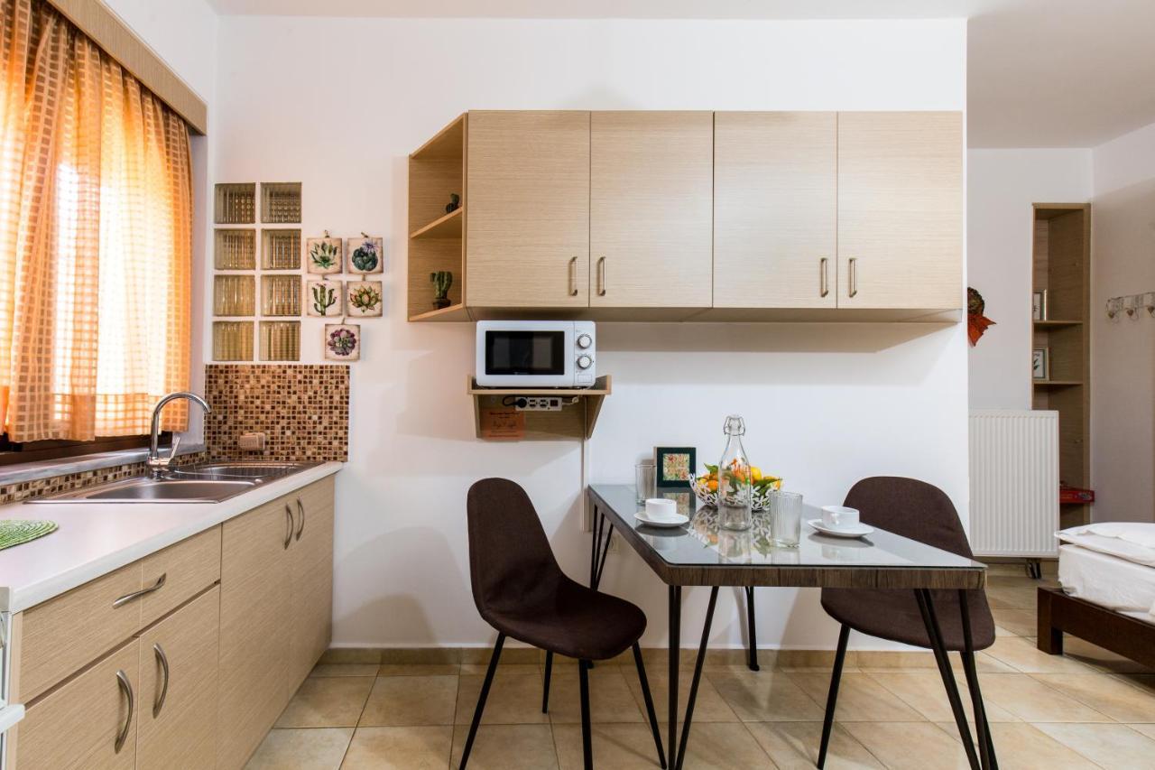 Anastellar Aparthotel Kíssamos Exteriör bild